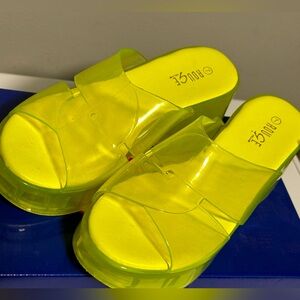 Highlighter transparent wedges
